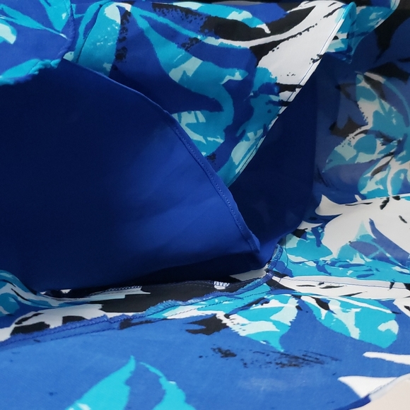 Parker Floral Print Mini Dress - Picture 4 of 10